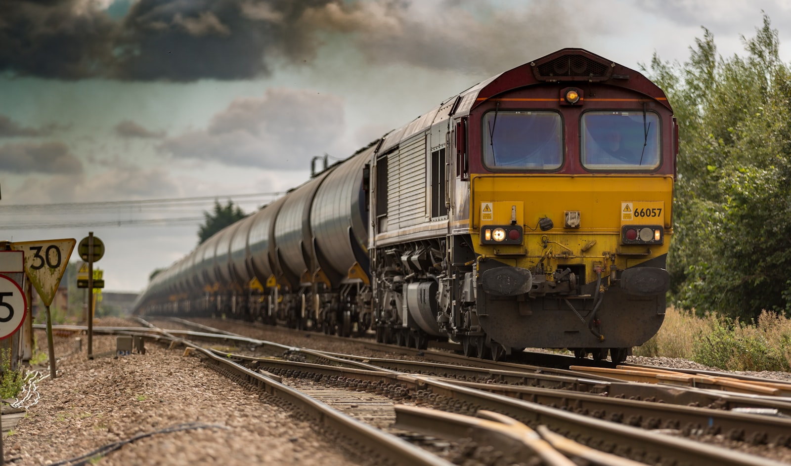 Rail corridor environment